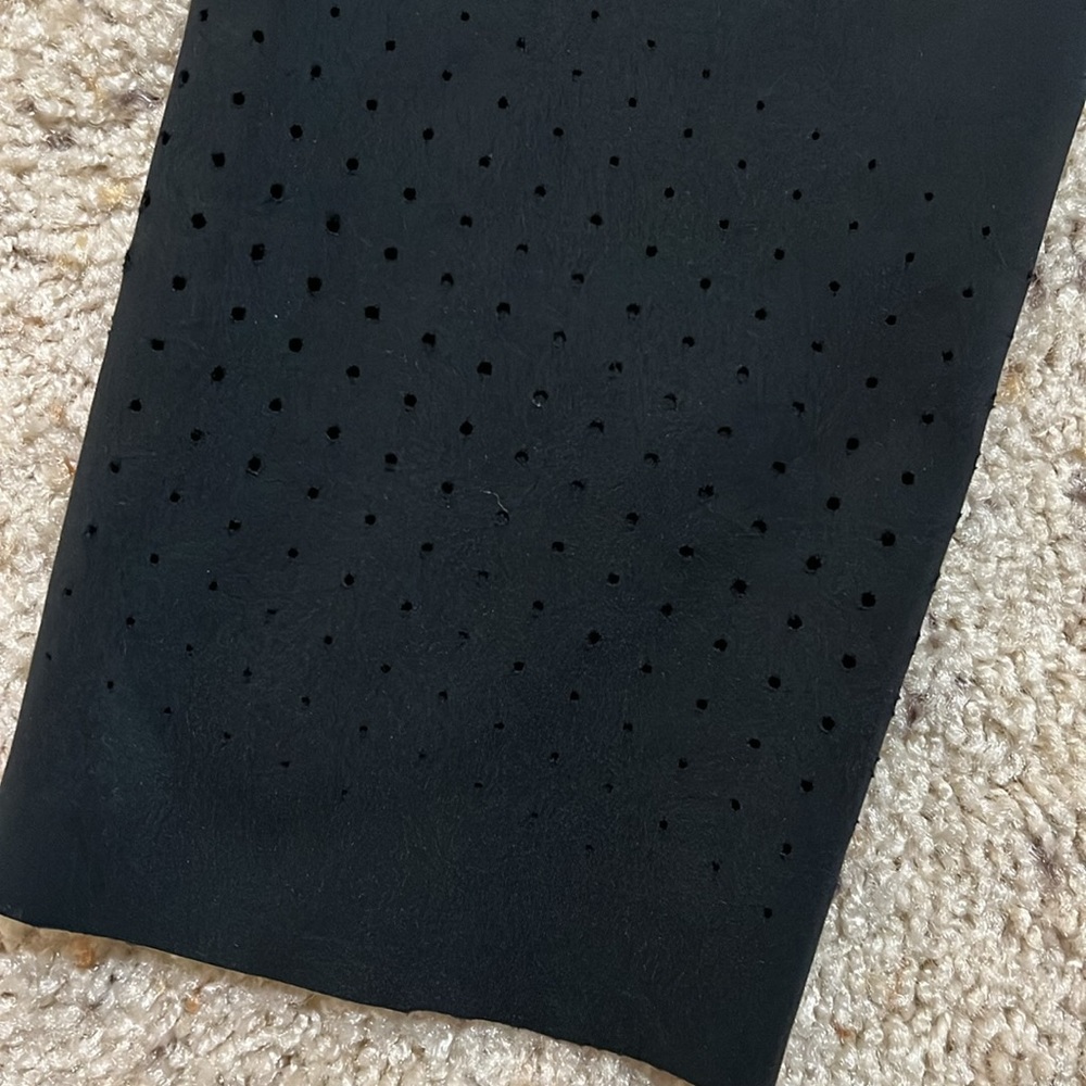 Black Nike epic luxe running dri fit cropped tights - Picture 7 of 10